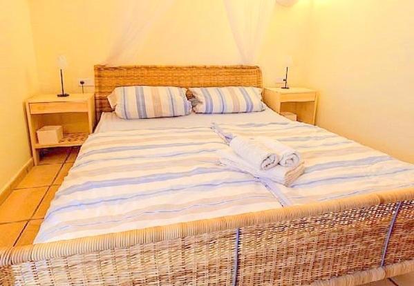 Casa Sol With Private Terrace, Garden, Pool, Beautiful View Apartment ปอร์ต เด โซลแยร์ ภายนอก รูปภาพ